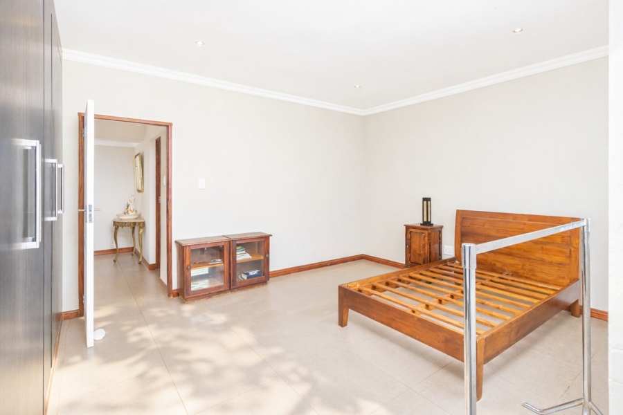 5 Bedroom Property for Sale in Xanadu Eco Park North West